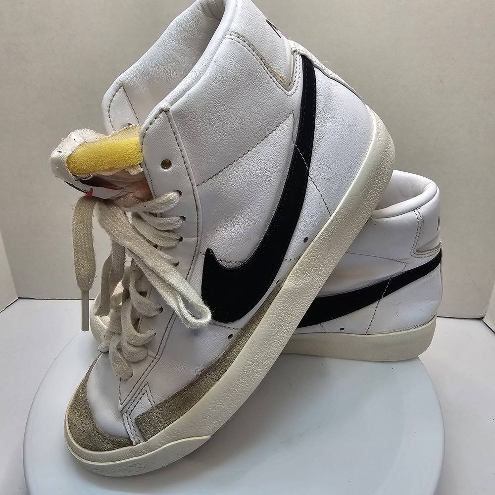Nike Blazer Mid 77 Vintage Shoes Womens Size 7.5 White Black Sneakers CZ1055-100